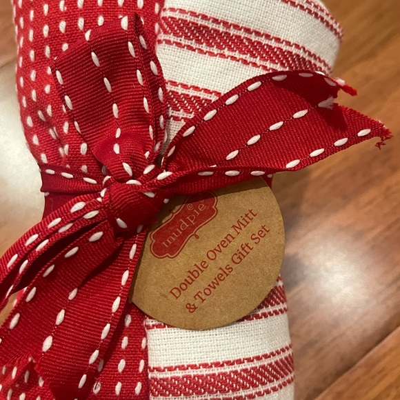 ❤️ Mud Pie ❤️ NWT ❤️ Double Christmas Oven Mitt & Towel Set, Spreading Cheer - Picture 14 of 15